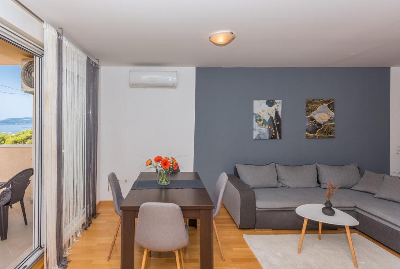 Apartment Sea View In Makarska, Free Parking Eksteriør billede